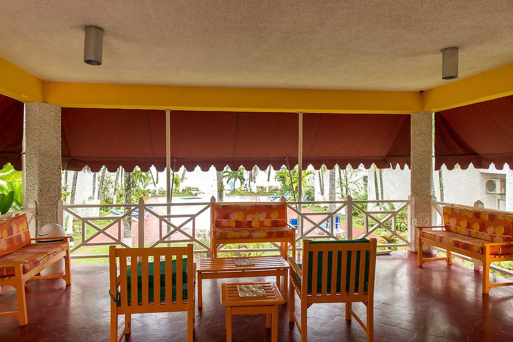 Tropical Court Inn New Kingston 3*,  Jamaica